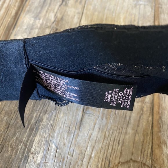 Victoria’s Secret 32DD‎ Strapless Bra - Picture 3 of 3